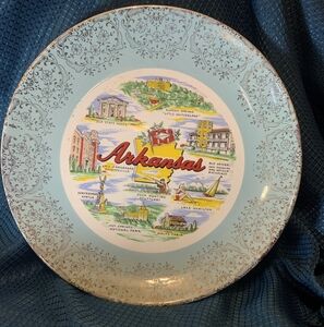 Arkansas Souvenir Plate with Scenic Designs